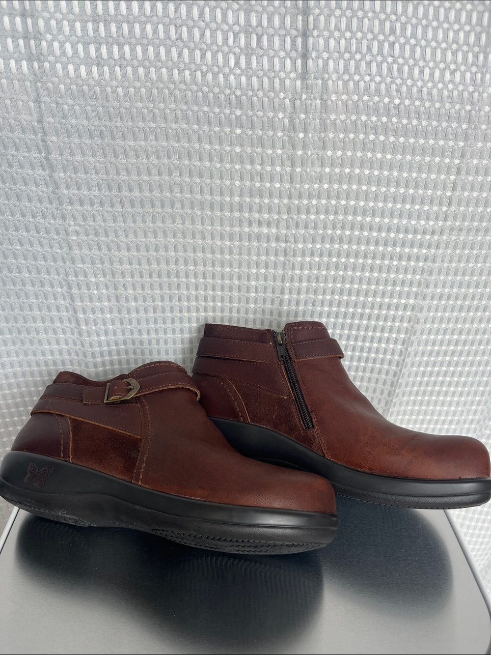Alegria by PG Lite DYL-882 Brown Leather Ankle Boots Women’s 10.5 Buckle